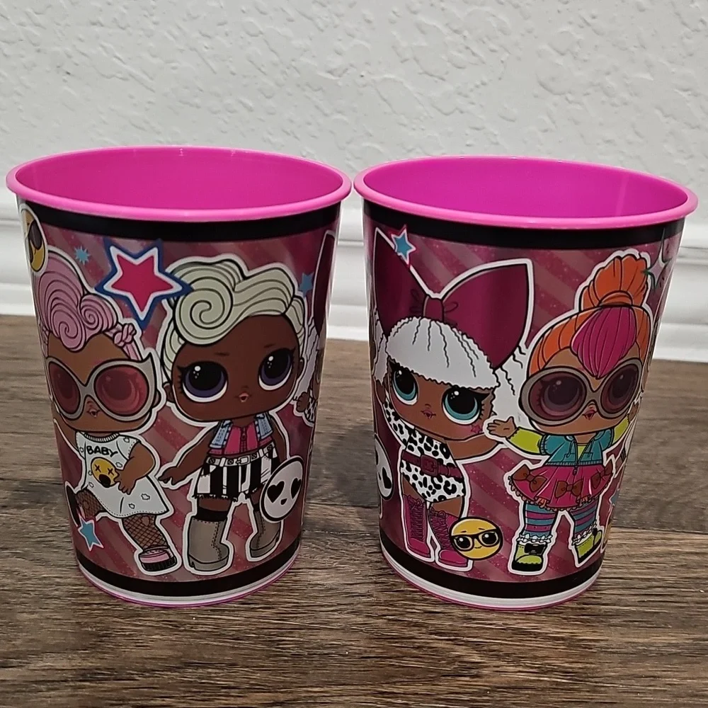 LOL Surprise! Neon QT Doll And Birthday Banner With Set Of Plastic Cups